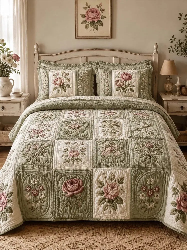 Vintage Rose Floral Quilted 3-Piece Bedding Set – Luxury Quilted Bedding with Matching Pillow Shams
